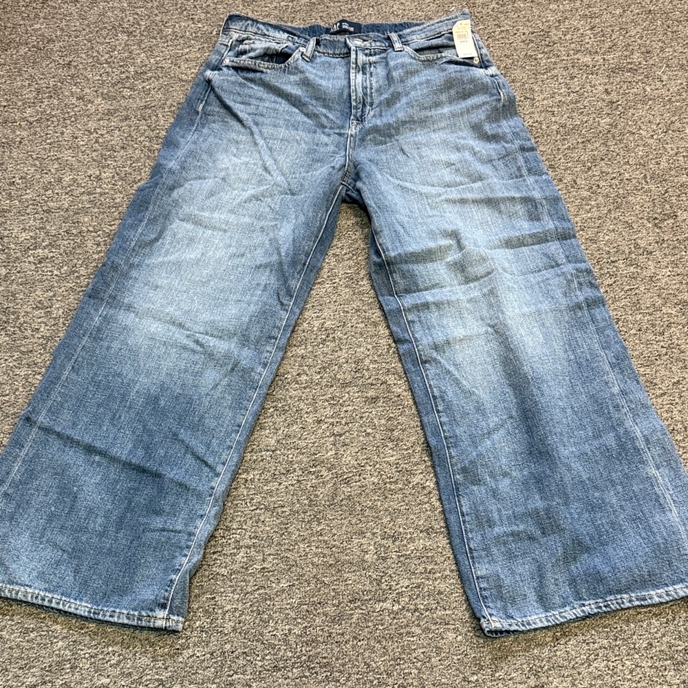 GAP Relaxed Fit Light Blue Jeans